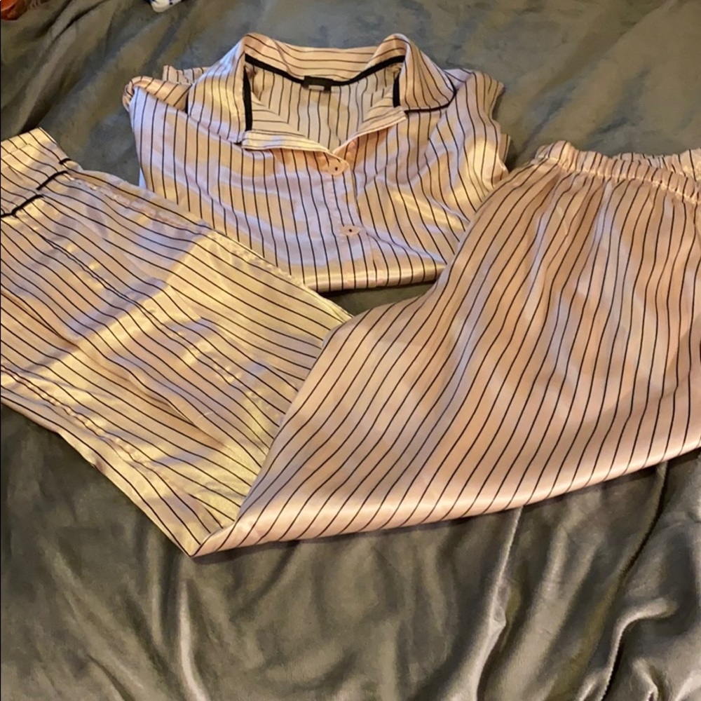Apt 9 pajama set